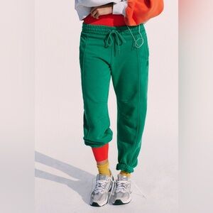 Free People Movement, Sprint to the Finish Jogger, Heritage Green, Size MEDIUM